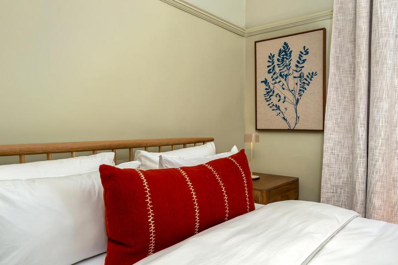 To Let 2 Bedroom Property for Rent in Sea Point Western Cape